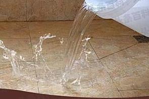 泉山漏水维修 免砸砖防水材料该如何施工